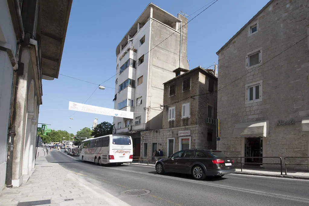 Apartment Dea Split