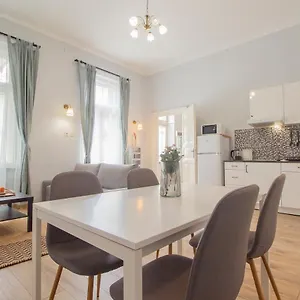 https://isabella-studio.inbudapesthotels.com