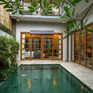 https://sonti-villa.ubudhotelsnow.com